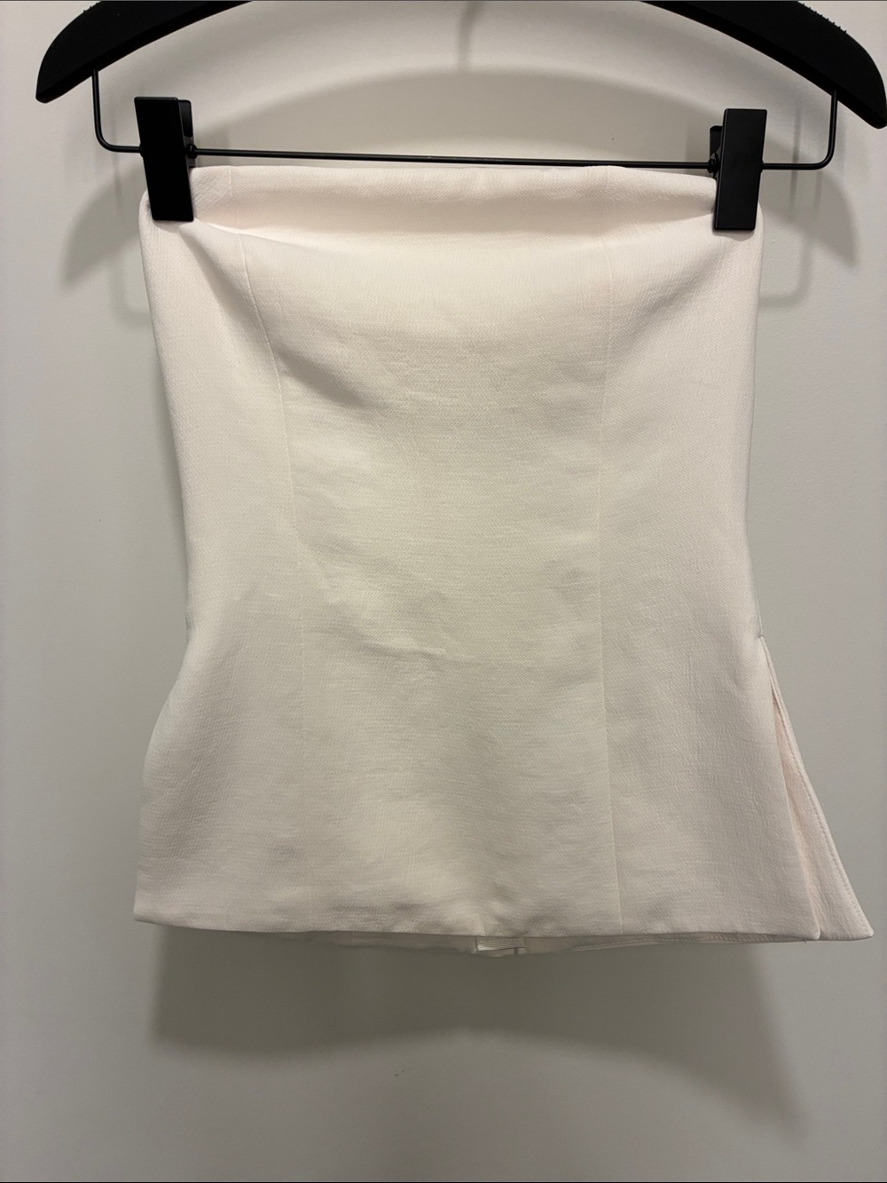 ARITZIA WLIFRED STRAPLESS ZIP BACK TOP